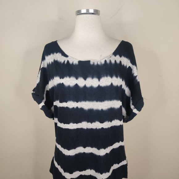 Bebe Top Tie Dye Short Sleeve Loose Fit Stretch Knit Shirt - Picture 2 of 8
